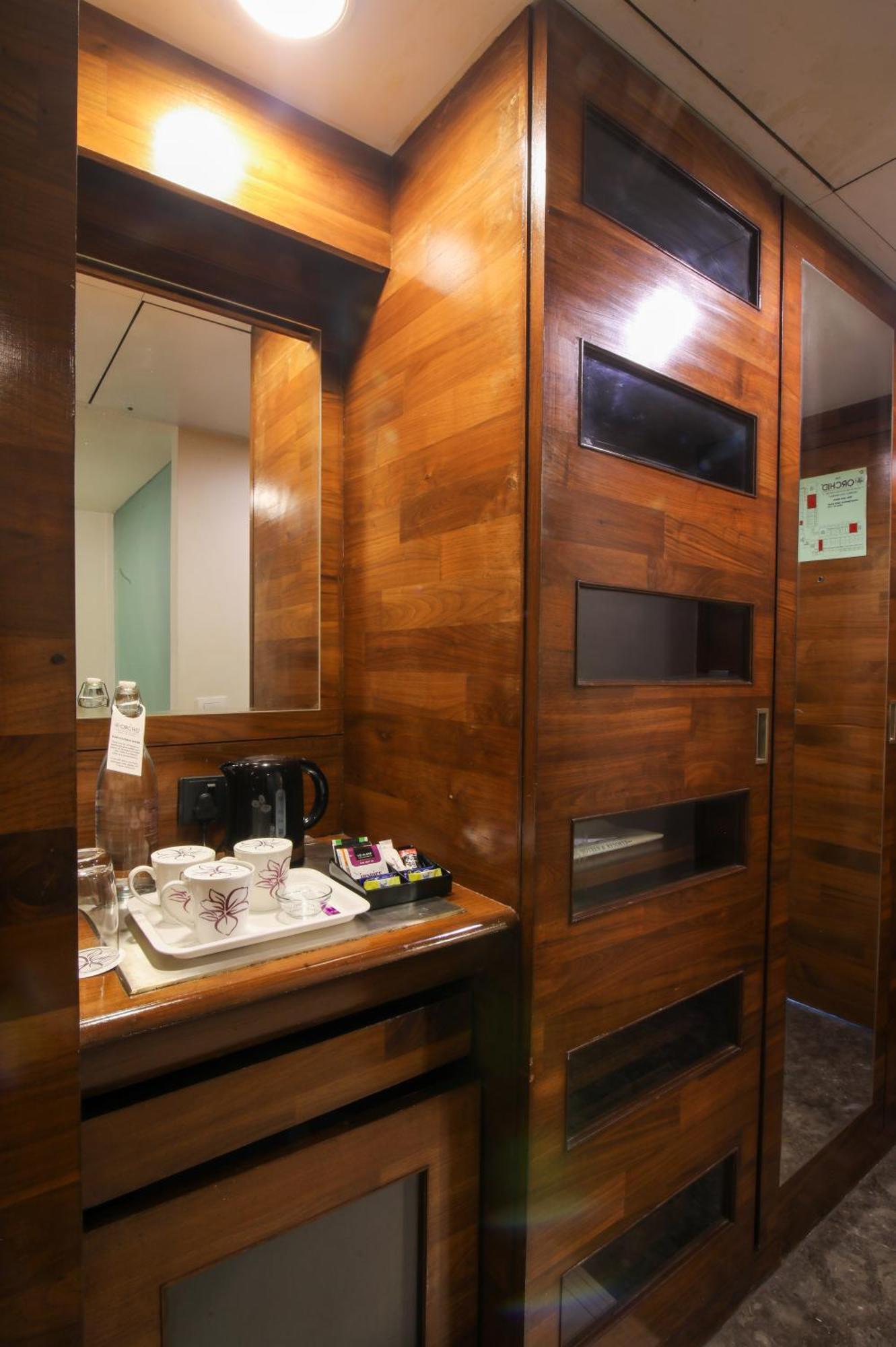 The Orchid Hotel Hinjewadi Pune Eksteriør billede