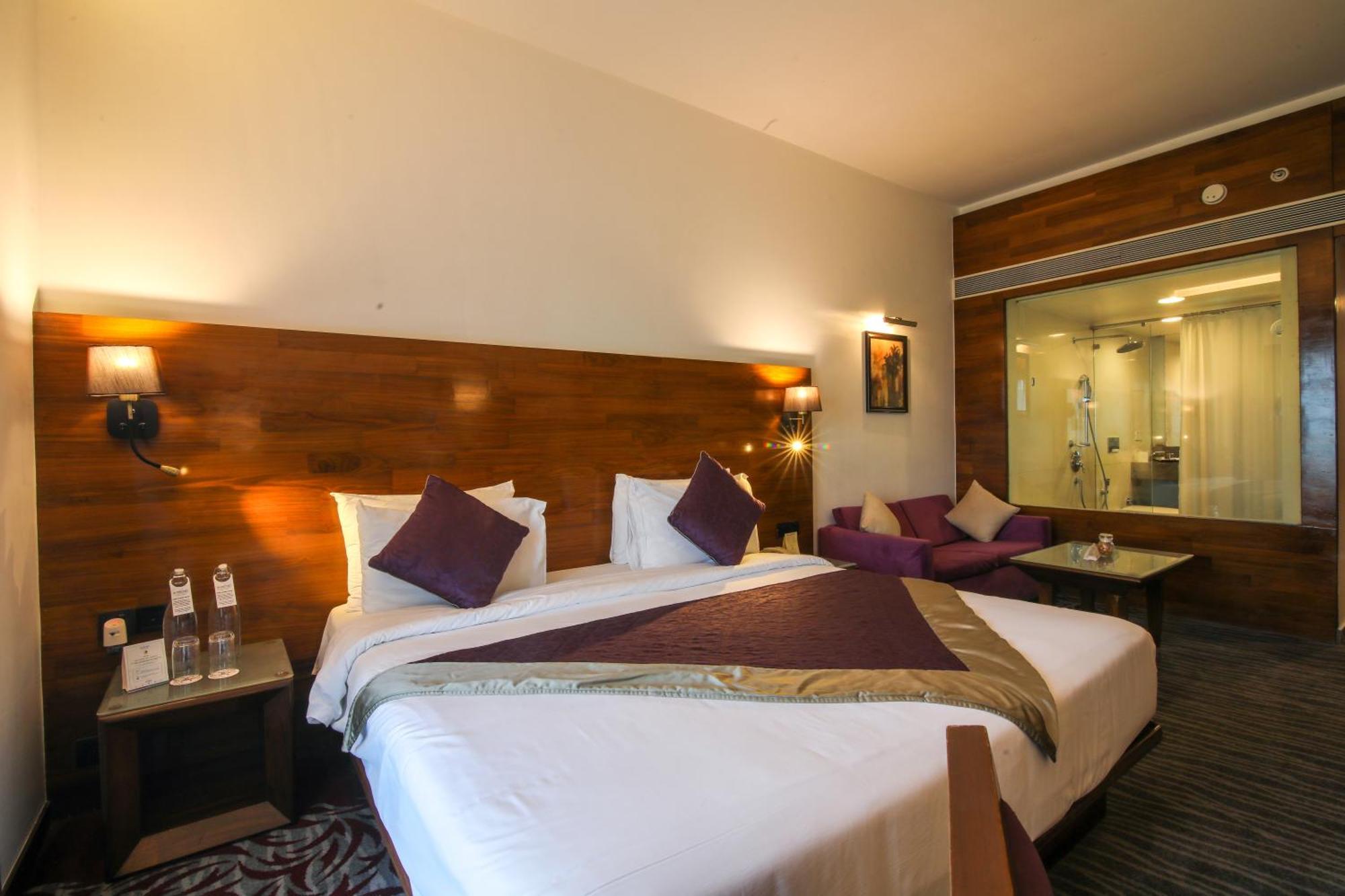 The Orchid Hotel Hinjewadi Pune Eksteriør billede
