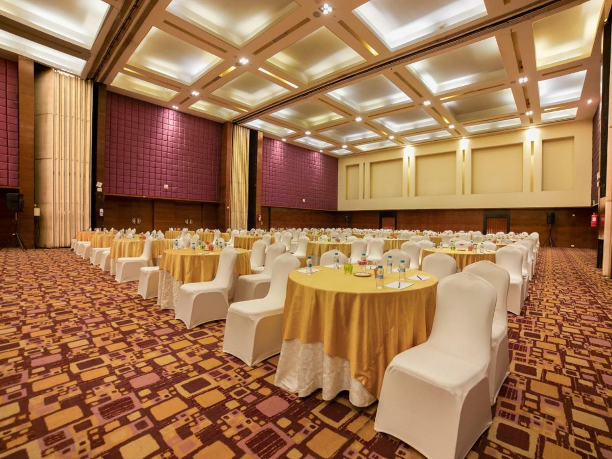 The Orchid Hotel Hinjewadi Pune Eksteriør billede The Grand Ballroom